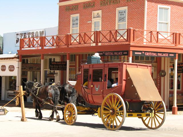 IMG_4633.JPG - The stage coach at Tombstone.